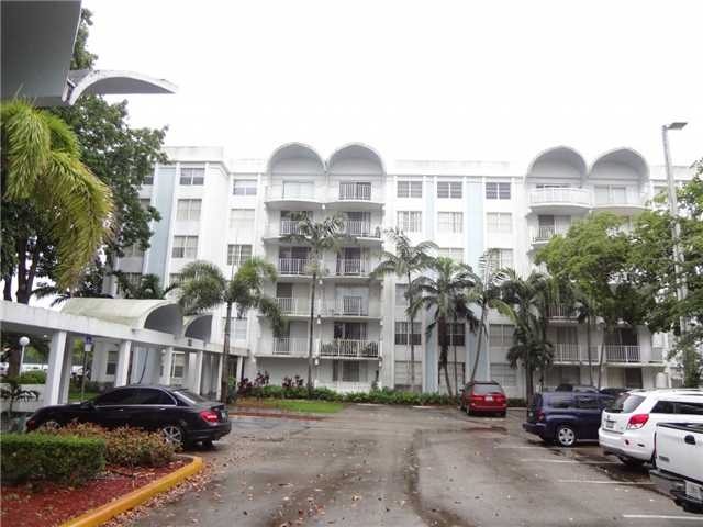 496 NW 165 RD # D-509, Miami, FL 33169