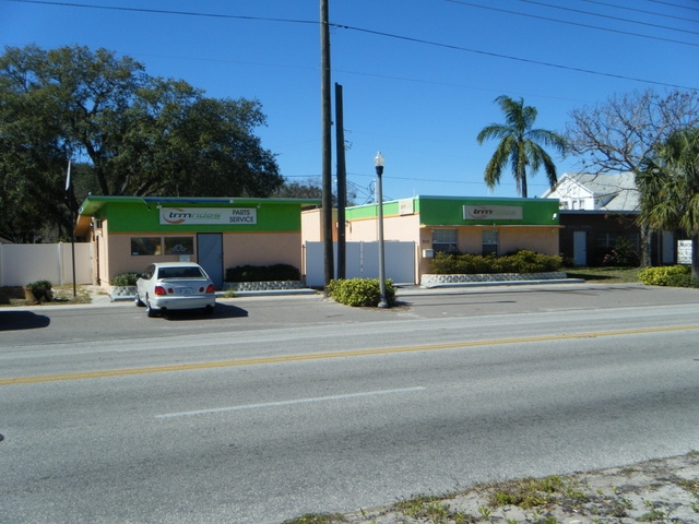 909 S. 49th St., Saint Petersburg, FL 33707