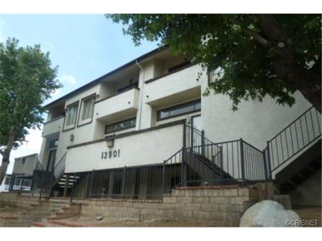 13901 Sayre St Unit 18, Sylmar, CA 91342