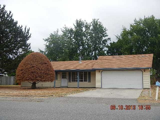 3713 W Margaret St, Pasco, WA 99301