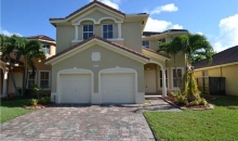 16425 SW 84 ST Miami, FL 33193