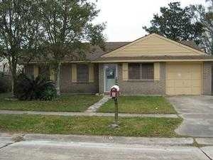 5079 Lyons Ct, Marrero, LA 70072