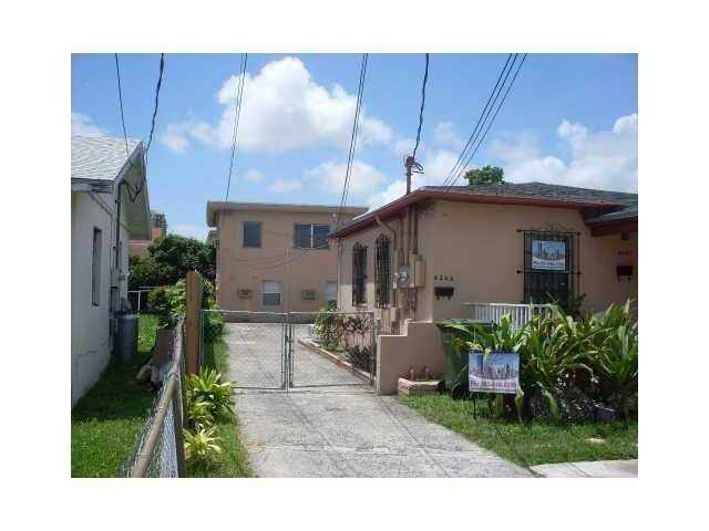 4260 NW 5 ST # #1, Miami, FL 33126