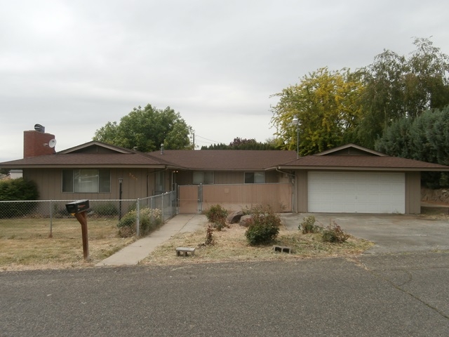 3703 Mountainview Avenue, Yakima, WA 98901