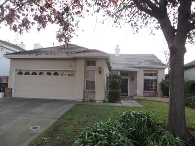 150 Elkins Cir, Folsom, CA 95630