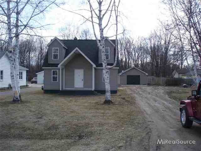 9567 Folkert Rd, Algonac, MI 48001