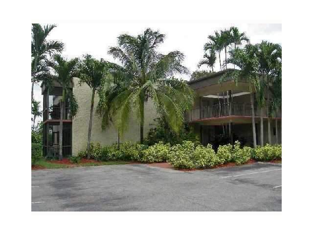 8901 N NEW RIVER CANAL RD # 24W, Fort Lauderdale, FL 33324