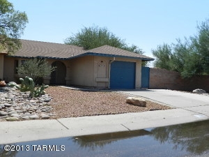 1655 W Twin Ridge Rd, Tucson, AZ 85746