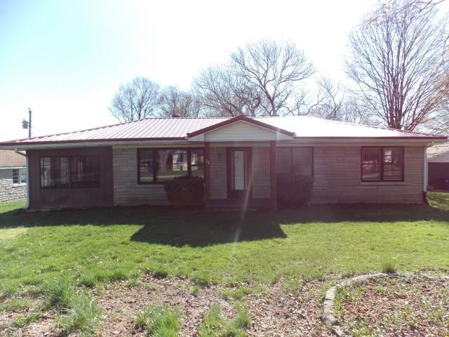 68 Deerland Dr, Frankfort, KY 40601