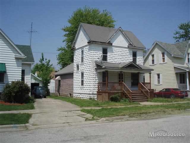 263 N Elizabeth St, Marine City, MI 48039