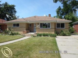 12750 Dartmouth St, Oak Park, MI 48237