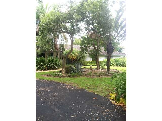 29500 SW 205 AV, Homestead, FL 33030