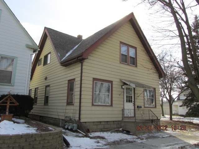 3705 E Underwood Ave, Cudahy, WI 53110