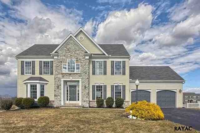 75 Angela Ln, York, PA 17402