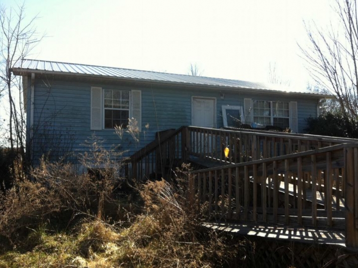 935 Bridge Creek Rd, Clarkrange, TN 38553