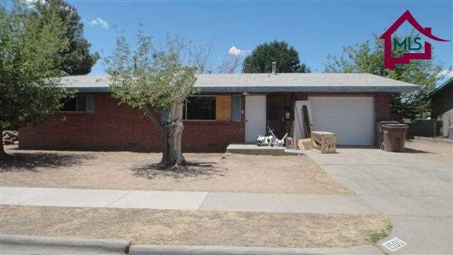 1500 Roberts Dr, Las Cruces, NM 88005