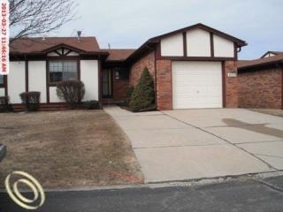 26197 Albert J Dr, Warren, MI 48091