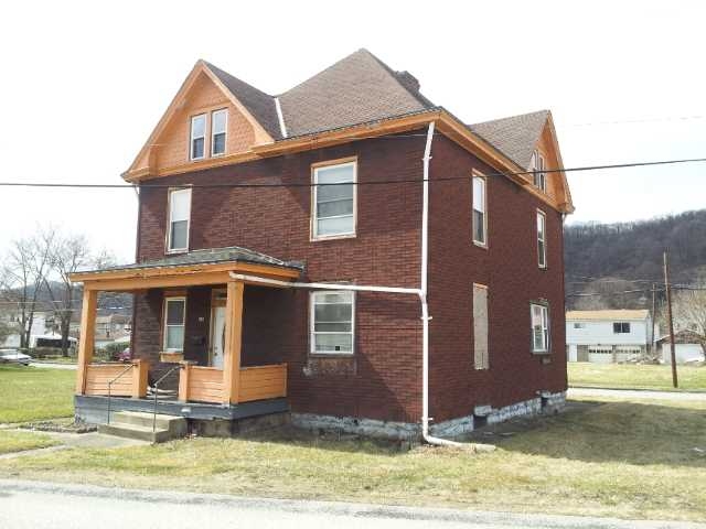 330 River Ave, Aliquippa, PA 15001