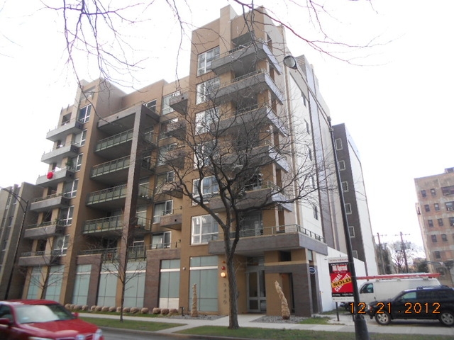 5430 N Sheridan Rd Apt 406, Chicago, IL 60640