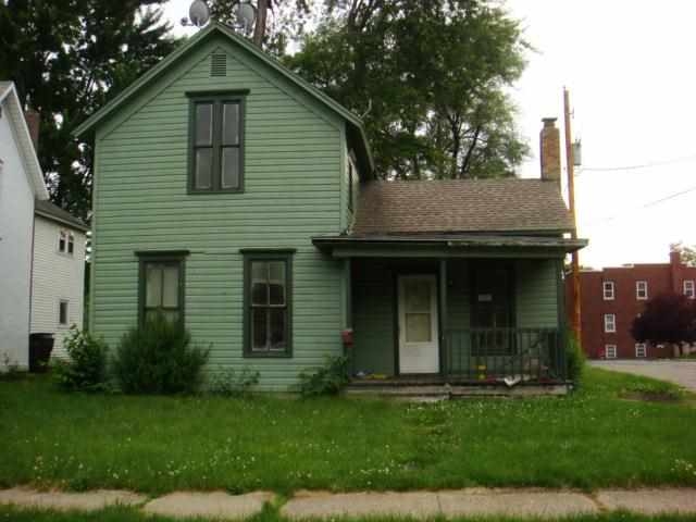 1301 Kinzev, Elkhart, IN 46516