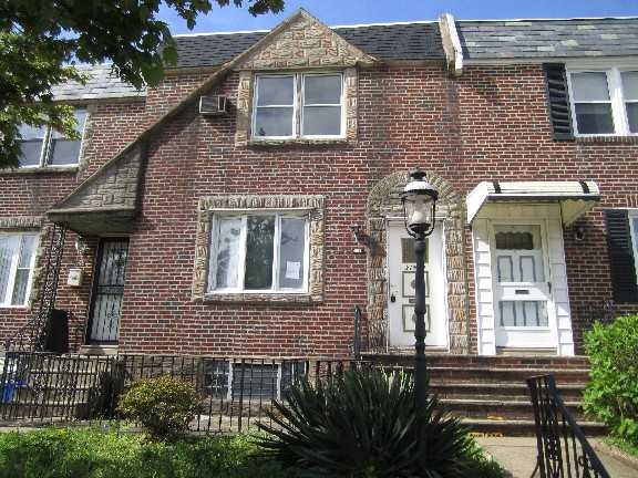 3114 Levick St, Philadelphia, PA 19149