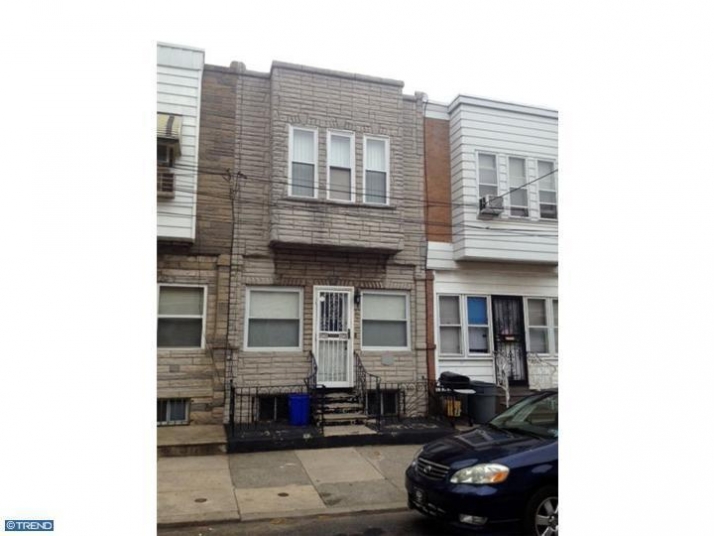 2112 S Woodstock St, Philadelphia, PA 19145