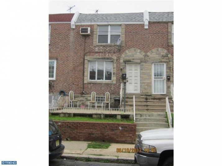 5252 Burton St, Philadelphia, PA 19124