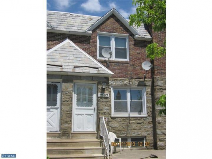 1267 Robbins St, Philadelphia, PA 19111