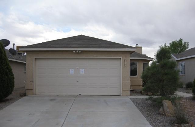 8712 La Vida Ln SW, Albuquerque, NM 87121