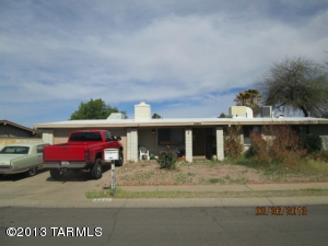 7801 N Casimir Pulaski Ave, Tucson, AZ 85741