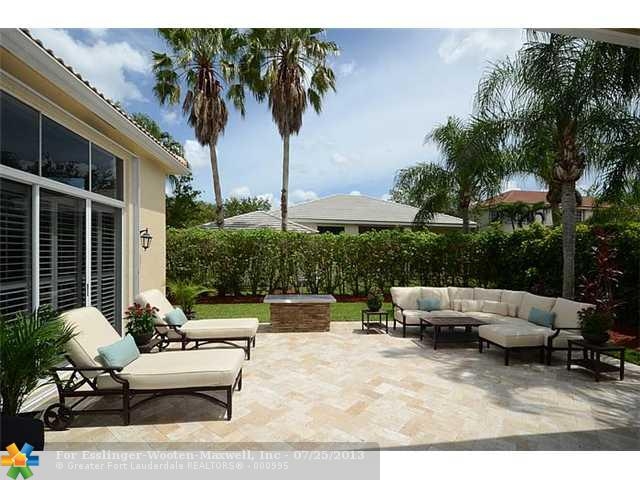 2664 OAKBROOK DR, Fort Lauderdale, FL 33332