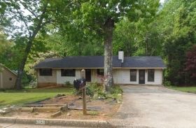 3831 Sugar Creek Dr, Douglasville, GA 30135