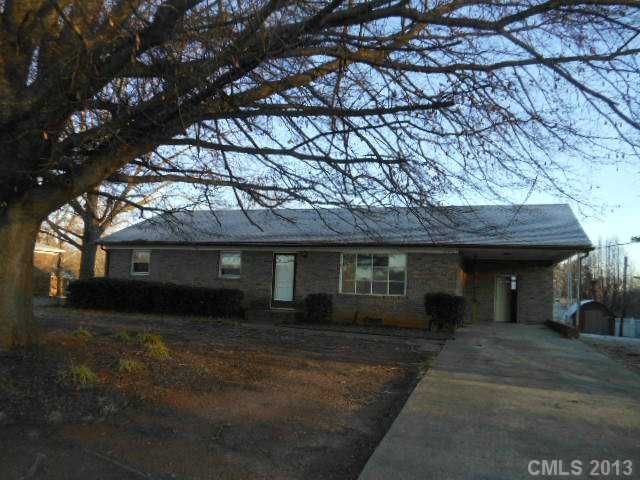 3517 Linwood Rd, Gastonia, NC 28052