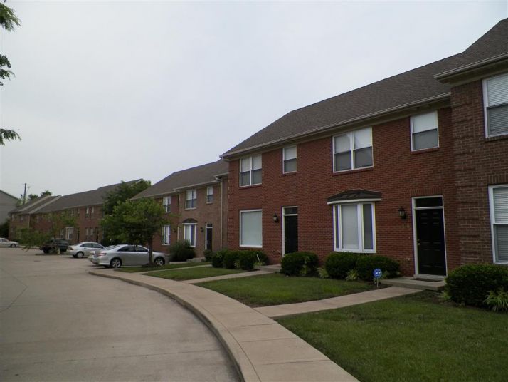 1156 Appian Crossing Way Unit 107, Lexington, KY 40517