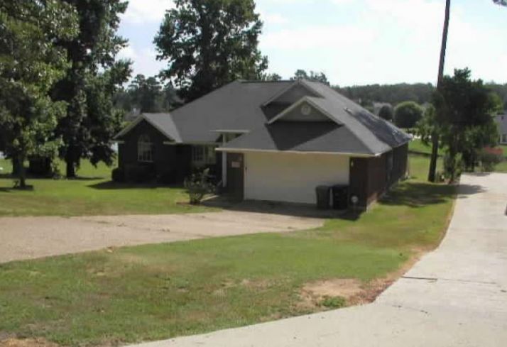 3729 Lakeside Dr, Shreveport, LA 71119