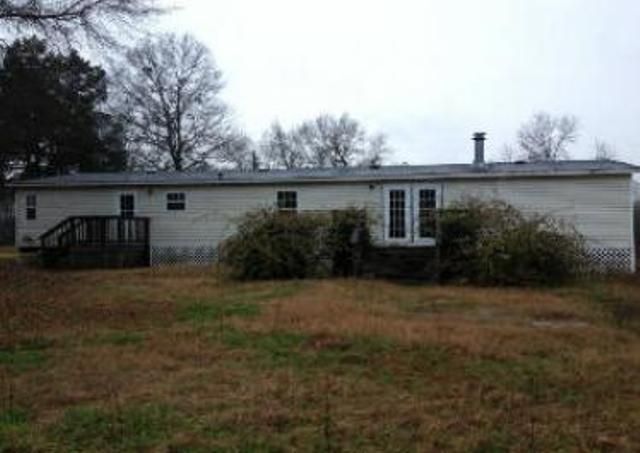 1396 Mercer Rd, Elmore, AL 36025