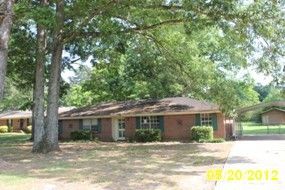 4660 Bibb Dr, Millbrook, AL 36054