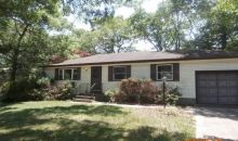 184 Peconic Ave Medford, NY 11763