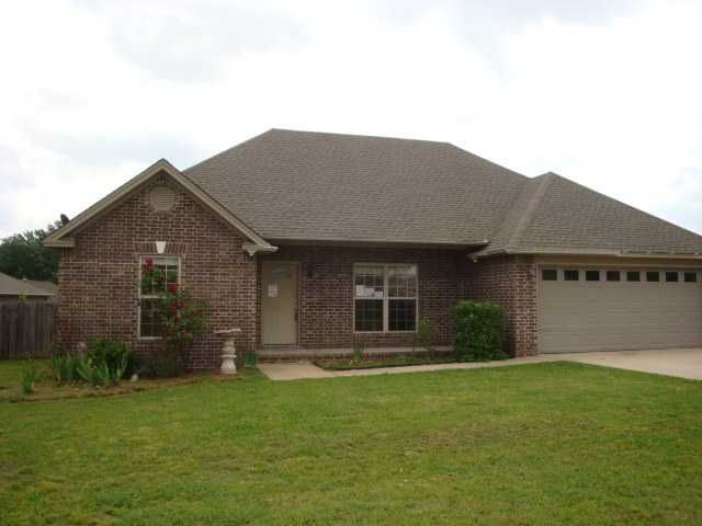 92 Rebecca Ln, Searcy, AR 72143