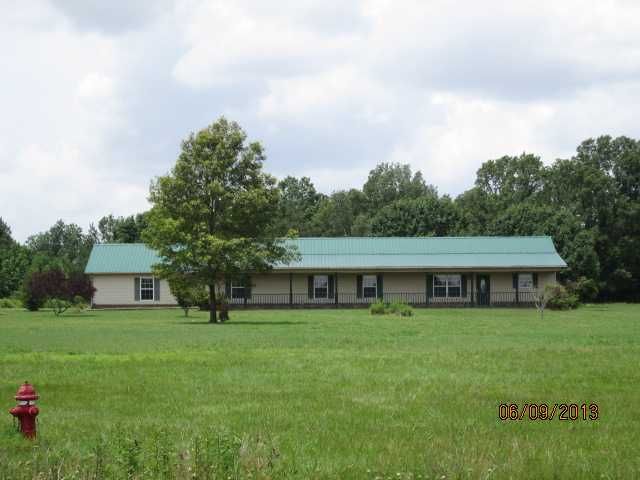 204 Helen Dr, Lonoke, AR 72086