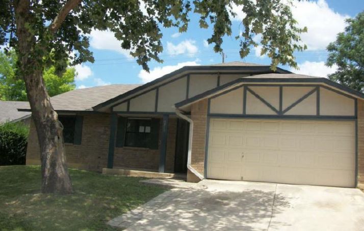 4711 Saddle Rdg, San Antonio, TX 78217