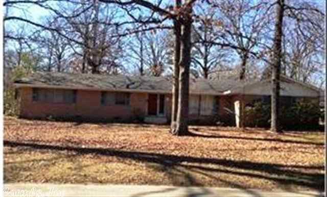 1302 Elm St, Crossett, AR 71635