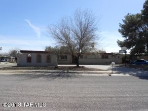 9430 E 42nd St, Tucson, AZ 85730