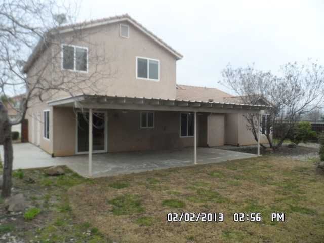 1290 Tuscany Dr, Dinuba, CA 93618