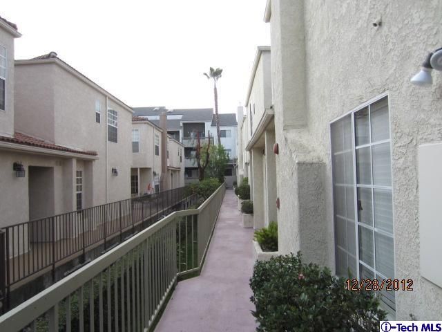 77 N Michigan Ave Apt 11, Pasadena, CA 91106