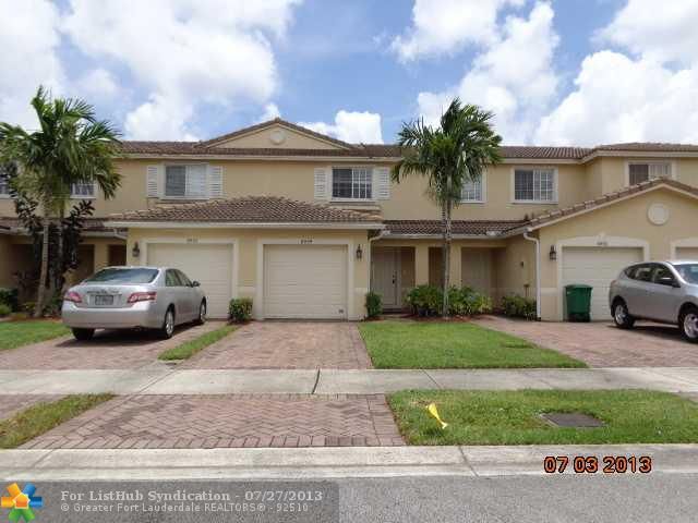 8994 Lancaster St, Fort Lauderdale, FL 33321