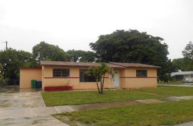 941 Nw 182nd St, Miami, FL 33169