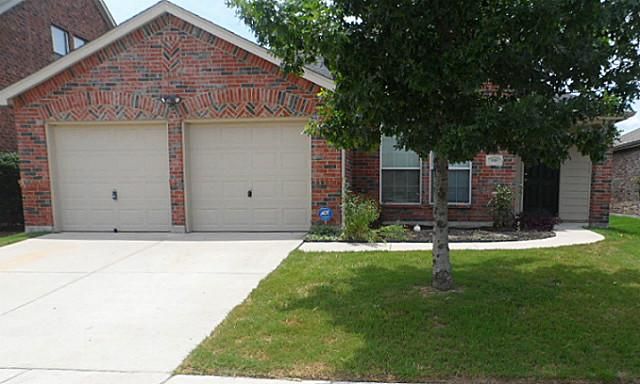 1105 Shearwater Ave, Aubrey, TX 76227