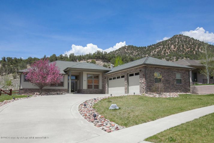 547 Wagon Wheel Cir, New Castle, CO 81647