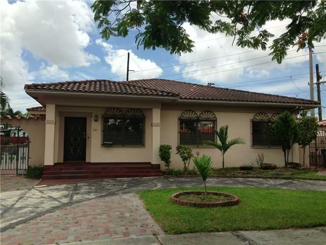 1121 Nw26 Ave Rd, Miami, FL 33125